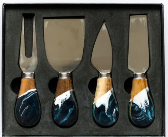 Resin Coated Cheese Set