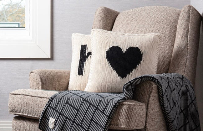 Knit Heart Pillow